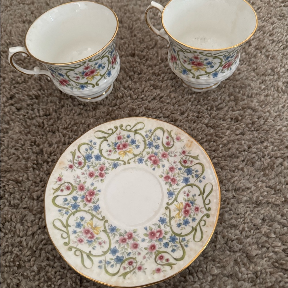 ELIZABETHAN England Fine Bone China Anniversary 2 Cup Saucer Celebration Series - Picture 2 of 7